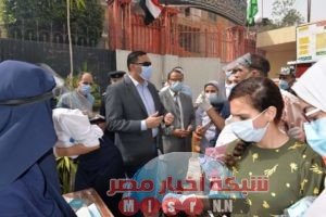 وإطمأن محافظ الدقهلية على حسن تأمين اللجان ووجود طبيب أو زائرة صحية داخل اللجان تحسباً لمواجهة أي ظرف طارئ،ووجه بتذليل كافة العقبات أمام الطلاب بما يمكنهم من حسن الأداء والتركيز وضمان الشفافية،متمنيا التوفيق لجميع الطلاب والطالبات