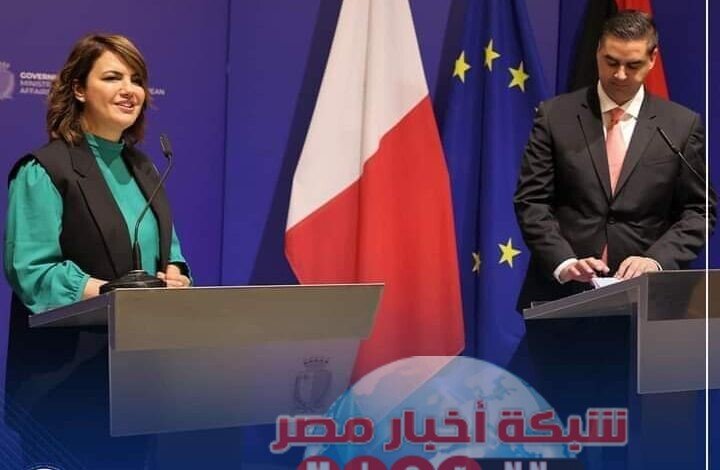 وزيرة الخارجية